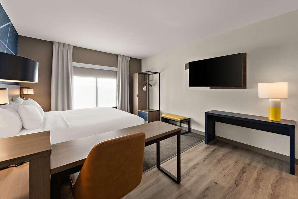 Comfort Suites Columbus East Broad Ruang foto